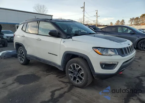 2021 Jeep Compass Trailhawk z USA, uszkodzony, nr VIN 3C4NJDDB9MT553602